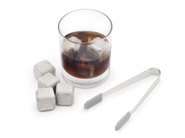 3_Ledové-ocelové-kostky-Ice-cubes-pro-chlazení-whisky-a-jiných-drinků-8ks,-Domestico Cuburi de gheață din oțel inoxidabil pentru răcirea de whisky și alte băuturi 8 bucăți, Domestico - imagine 5