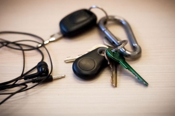 BRELOC SMART - PĂZITOR ŞI CĂUTĂTOR DE LUCRURI CU AJUTORUL TELEFONULUI MOBIL - imagine 5