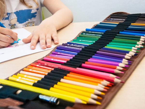 Creioane colorate Cuculo în husă pliabilă, 48 bucăți - imagine 2