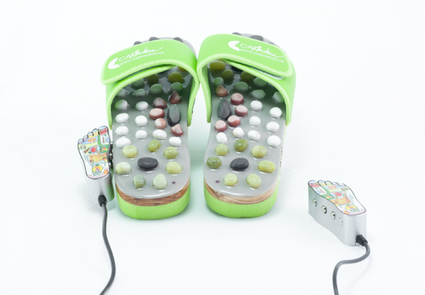 PAPUCI DE CASĂ CU ÎNCĂLZIRE ŞI MASAJ CU PIETRE NATURALE - imagine 8